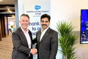Credit: L-R: Bruce McGregor (Brooke Global), Vinod Narapa Reddy (CRMIT Solutions)